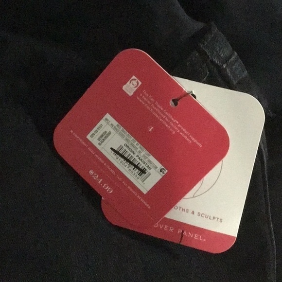 Isabel Maternity by Ingrid & Isabel Women’s Shorts Blk Jean Size-Various NWT - Picture 5 of 5